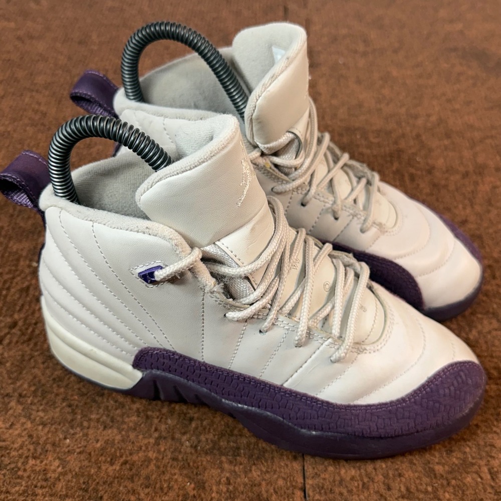 Jordan 12 Retro Desert Sand Pro Purple Kids Basketball Shoes 510816-001 Size 2Y